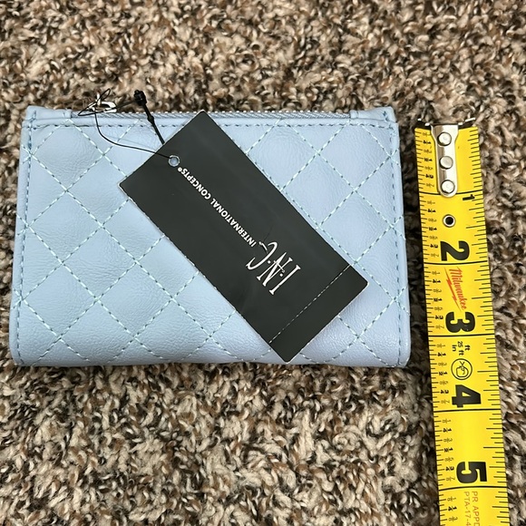 🩵NWT INC QUILTED STYLE WALLET - Picture 6 of 6